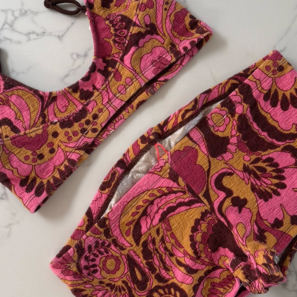 Free People Farrah Printed Crop Top & Dixie Swim Shortie Bikini SET - Size XS/M - Picture 3 of 7
